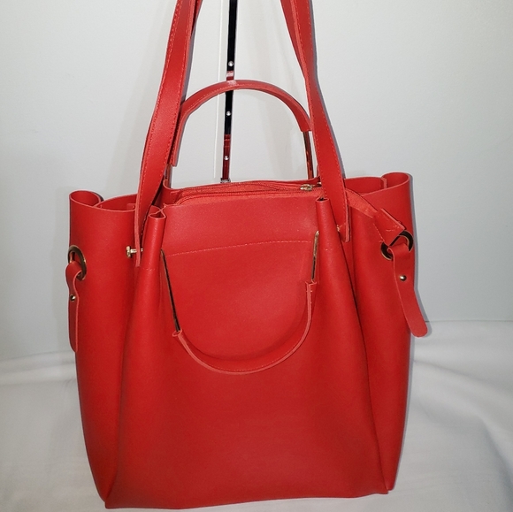 VEGAN NWT RARE DUAL STRAP STYLE SHOULDER BAG - Picture 5 of 16